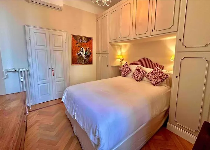 Apartment In The Citylife Area, Milan