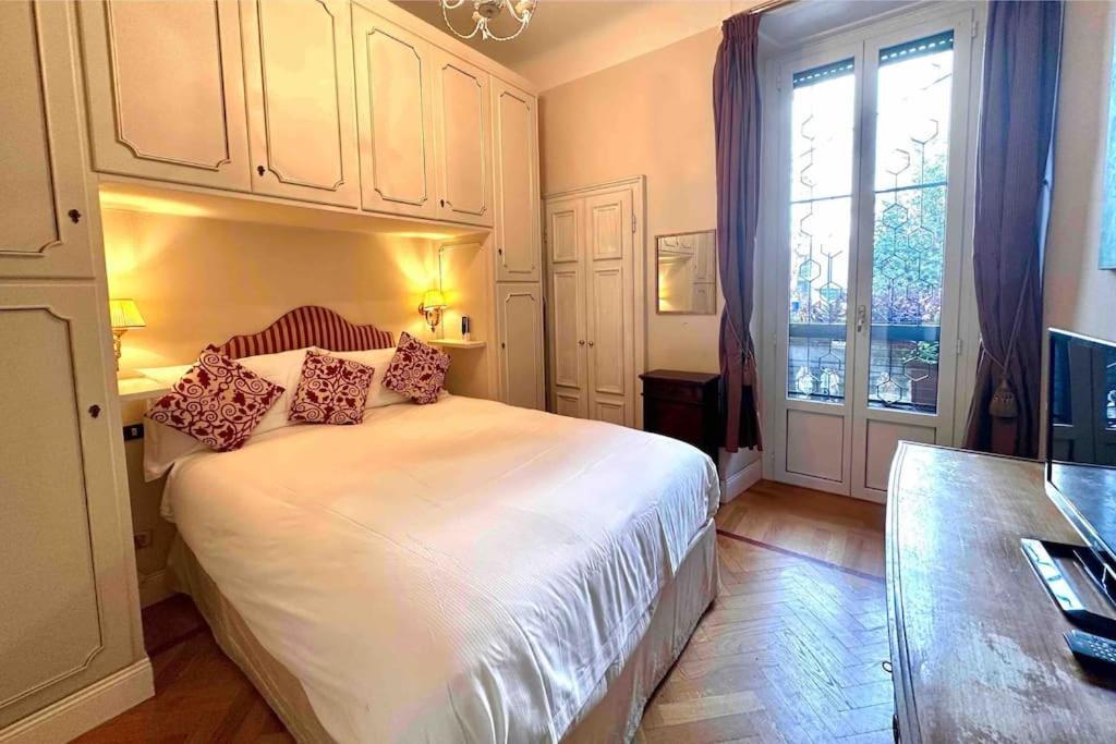 In The Citylife Area, Appartement *